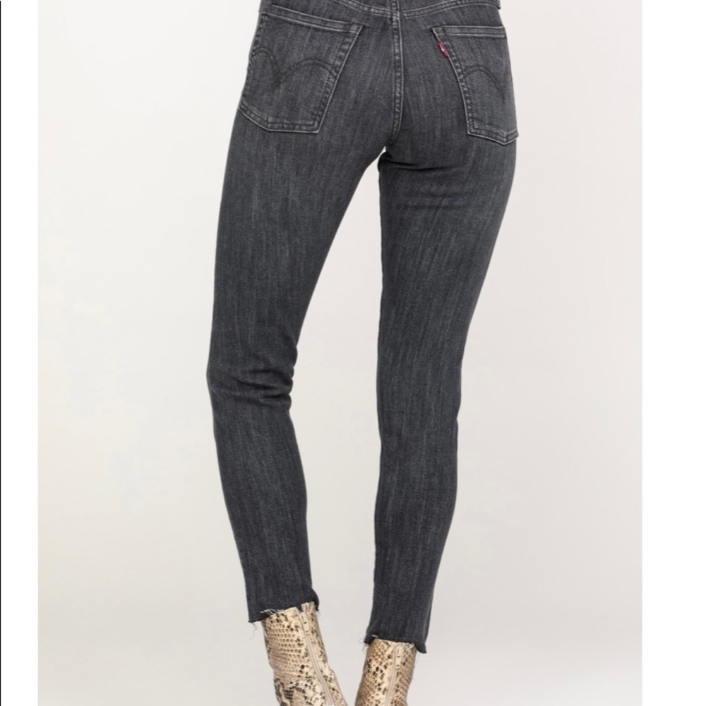 LEVIS Wedgie Skinny Jeans